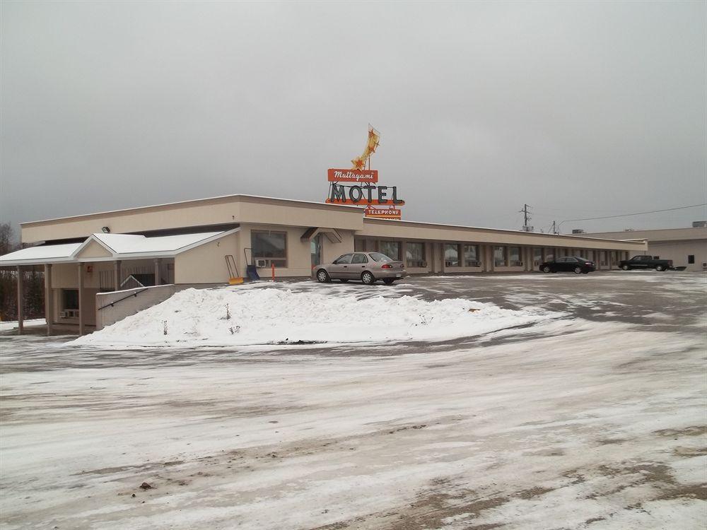 Travelodge By Wyndham Kapuskasing Extérieur photo